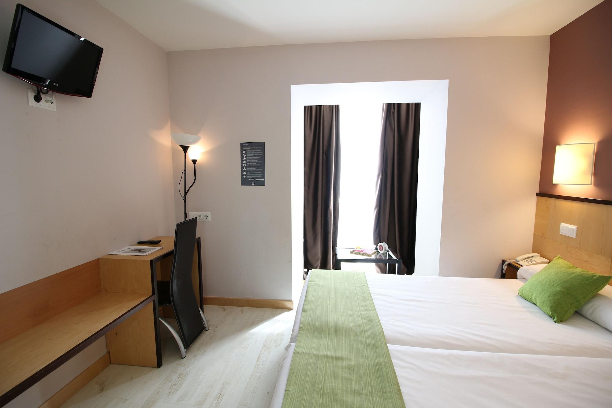 Hotel Alda Entrearcos Бургос Экстерьер фото