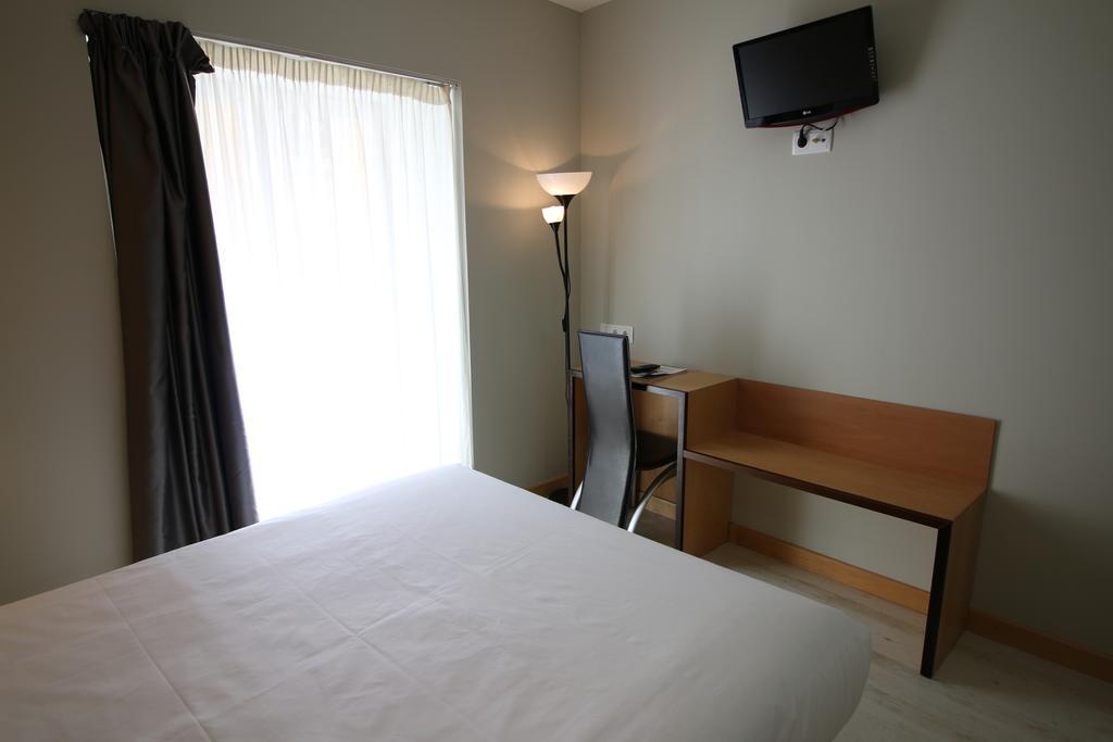 Hotel Alda Entrearcos Бургос Экстерьер фото