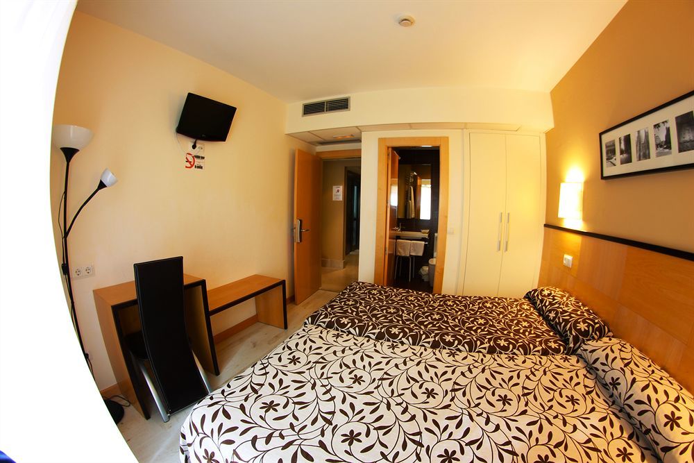 Hotel Alda Entrearcos Бургос Экстерьер фото